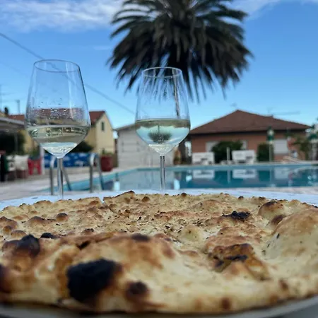 Al Borgo Village 3* Pietra Ligure