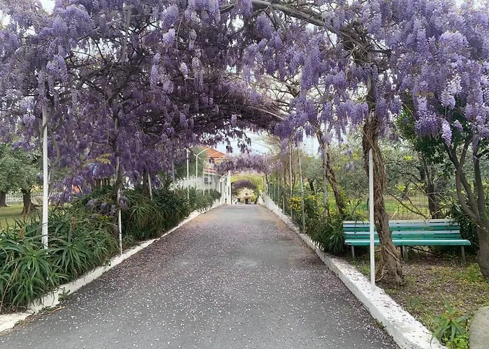 Al Borgo Village Hotel apartamentowy Pietra Ligure