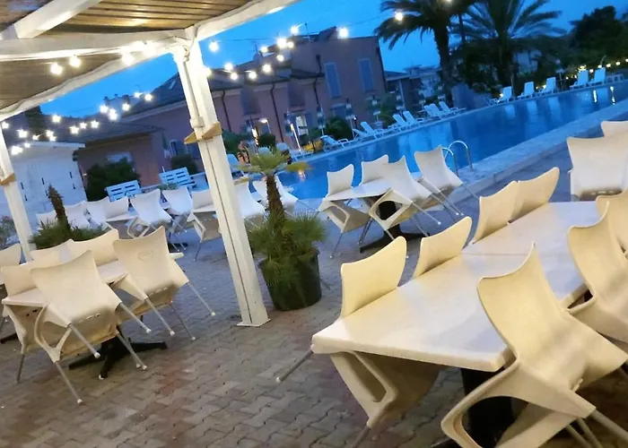 Al Borgo Village Apartahotel