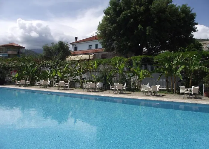 Al Borgo Village شقة فندقية